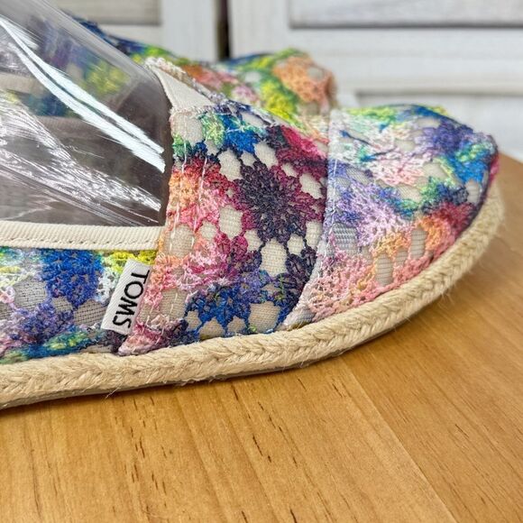 TOMS Multicolor Crochet Espadrilles Flats Slip On Shoes Size 6.5 - Picture 7 of 11